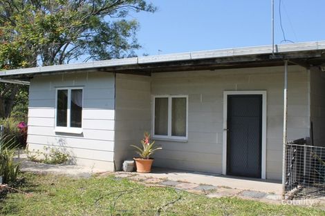 Property photo of 36 Tuckers Road Boyne Island QLD 4680