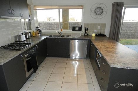 Property photo of 14 Shalimar Place Shepparton VIC 3630
