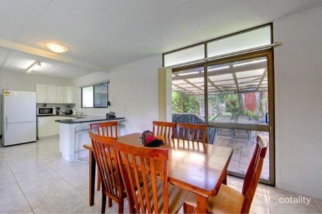 Property photo of 27 Sharon Crescent Kelso QLD 4815
