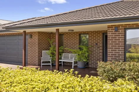 Property photo of 15 Boolite Street Eynesbury VIC 3338