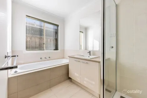 Property photo of 21 Capella Crescent Williams Landing VIC 3027