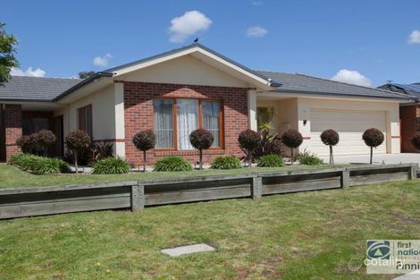 Property photo of 11 Firestone Green Cranbourne VIC 3977