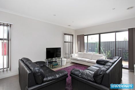 Property photo of 28/79 Lancefield Drive Caroline Springs VIC 3023