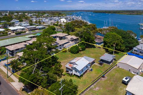 Property photo of 24 Esplanade Tin Can Bay QLD 4580