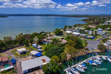 Property photo of 24 Esplanade Tin Can Bay QLD 4580