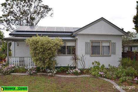 Property photo of 2 Mulgen Crescent Bomaderry NSW 2541