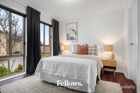 Property photo of 2/284 Pound Road Hampton Park VIC 3976