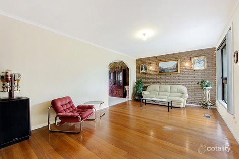 Property photo of 30 Winslow Crescent Deer Park VIC 3023