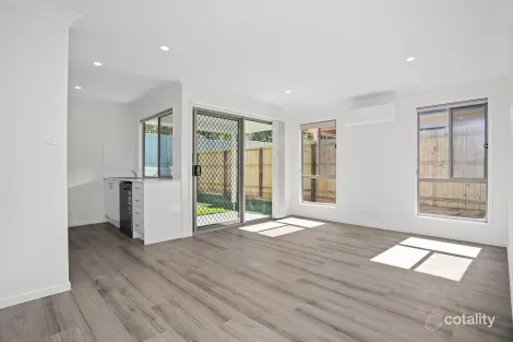 1/21 Kestrel Rd, Park Ridge, QLD 4125