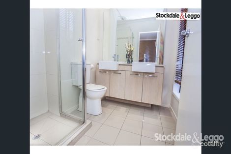 Property photo of 45 Cradle Mountain Drive Craigieburn VIC 3064