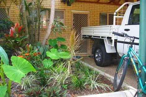 Property photo of 2/5 Grantala Street Manoora QLD 4870