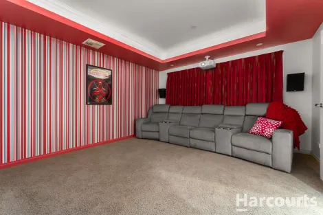 Property photo of 15 Warren Place Dudley Park WA 6210