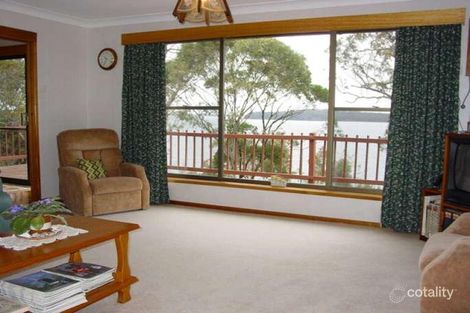 Property photo of 330 Dobell Drive Wangi Wangi NSW 2267