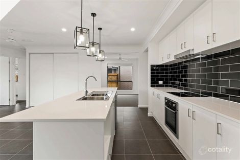 Property photo of 5 New Street Mount Lofty QLD 4350