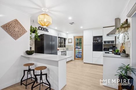 Property photo of 19 Passey Place Kardinya WA 6163