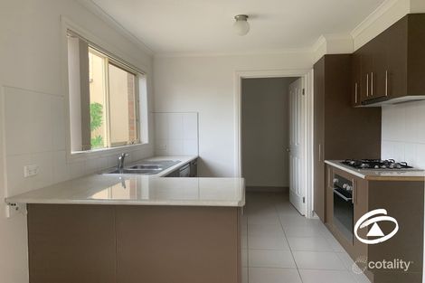 Property photo of 8/40 Army Road Pakenham VIC 3810