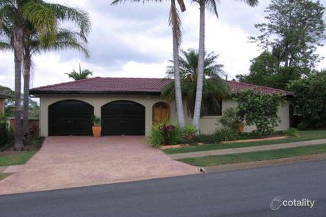 17 Brownleaf St, Mansfield, QLD 4122