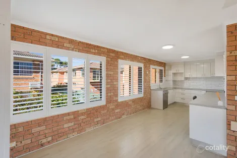 Property photo of 4/27 Ocean Drive Merimbula NSW 2548