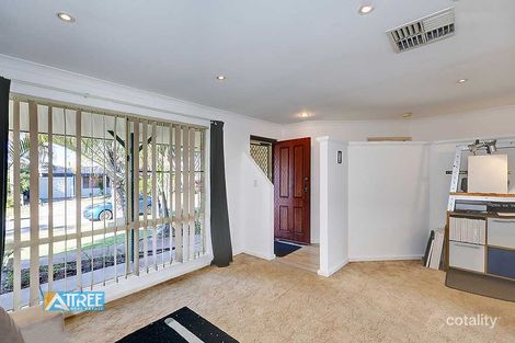 Property photo of 39 Baxter Close Huntingdale WA 6110