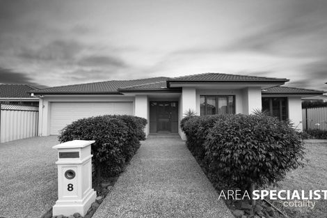 Property photo of 8 Alba Walk Cairnlea VIC 3023