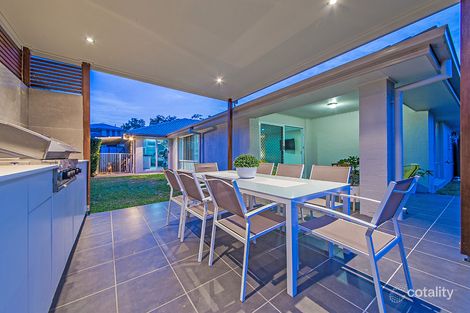 Property photo of 11 Gardenia Place Gumdale QLD 4154