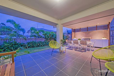 Property photo of 11 Gardenia Place Gumdale QLD 4154