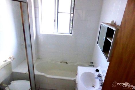 Property photo of 6/2 St Johns Road Cabramatta NSW 2166