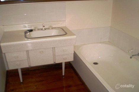 Property photo of 2 Vista Road Newtown VIC 3220