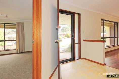 Property photo of 58 Delta Crescent Aberfoyle Park SA 5159