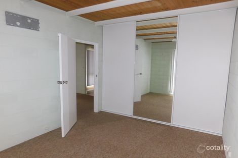 Property photo of 10 Janice Way Sale VIC 3850