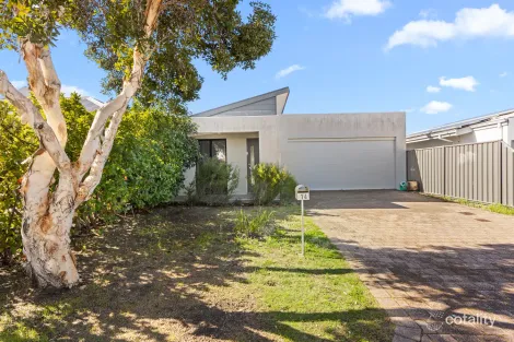 14 Ausfeld St, Banksia Grove, WA 6031