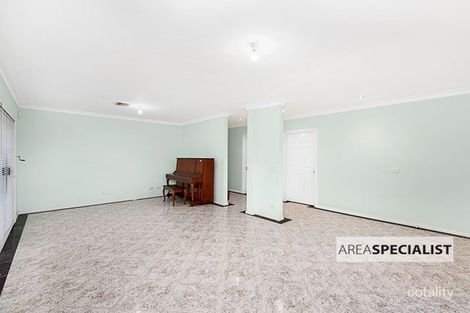 Property photo of 20 Erica Close Endeavour Hills VIC 3802