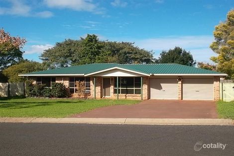 2 Arrowfield St, Wilsonton Heights, QLD 4350