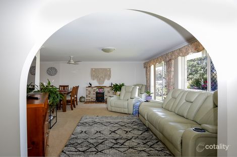 Property photo of 23 Palm Terrace Yamba NSW 2464