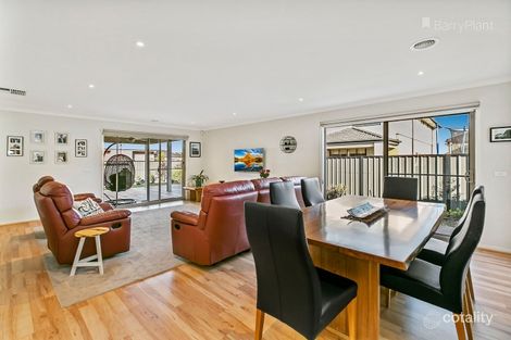 Property photo of 21 Tilia Drive Cranbourne North VIC 3977