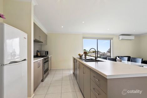 Property photo of 13 Westbury Way Lakes Entrance VIC 3909