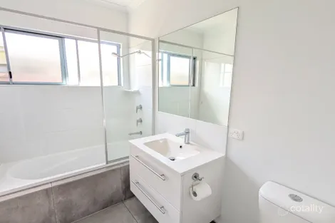 Property photo of 39 Homevale Entrance Mount Peter QLD 4869