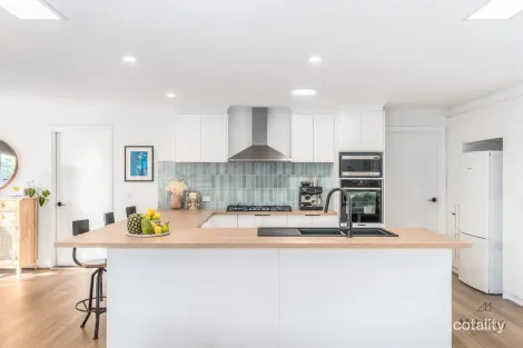 Property photo of 41 Daintree Way Ocean Grove VIC 3226