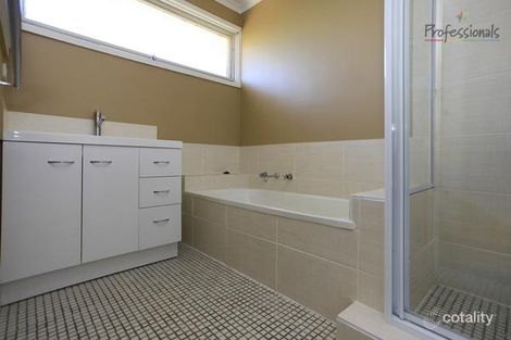 Property photo of 13 Fern Avenue Wodonga VIC 3690