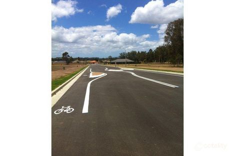 5 Trebbiano Dr, Cessnock, NSW 2325