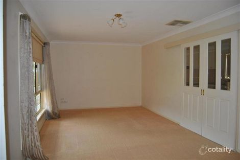 Property photo of 6 Titanga Place Bourkelands NSW 2650