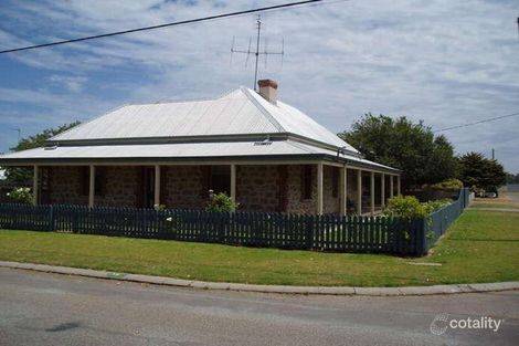 2 Short St, Dongara, WA 6525