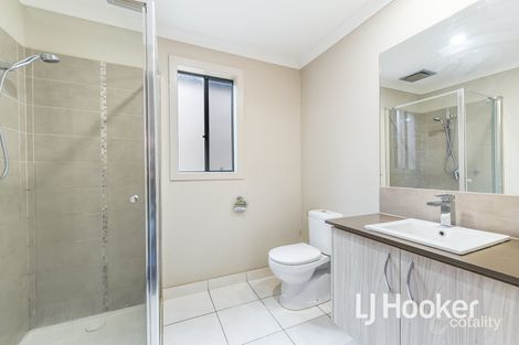 Property photo of 34 Cortula Road Cranbourne East VIC 3977
