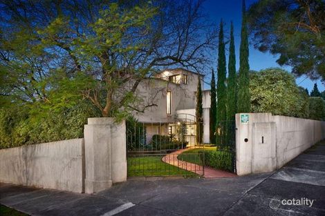 10 Meldrum St, Kew East, VIC 3102