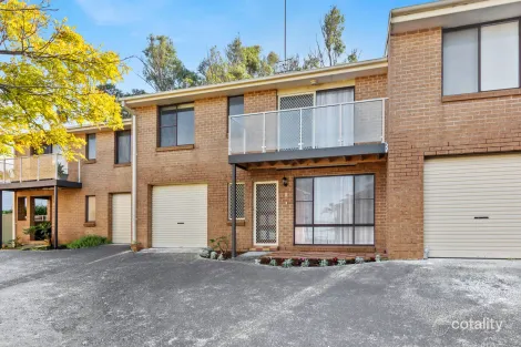 Property photo of 2/12 Wallarah Road Gorokan NSW 2263