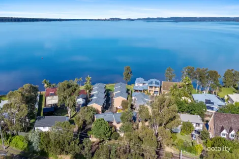 Property photo of 2/12 Wallarah Road Gorokan NSW 2263