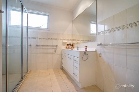 Property photo of 30 Silverton Drive Ferntree Gully VIC 3156