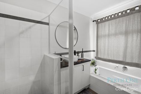 Property photo of 14 Middle Parkway Canning Vale WA 6155