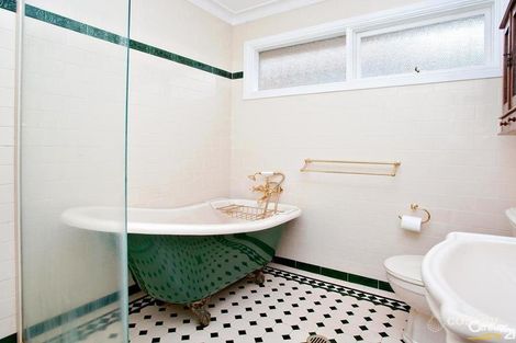Property photo of 33 Monaro Street Seven Hills NSW 2147