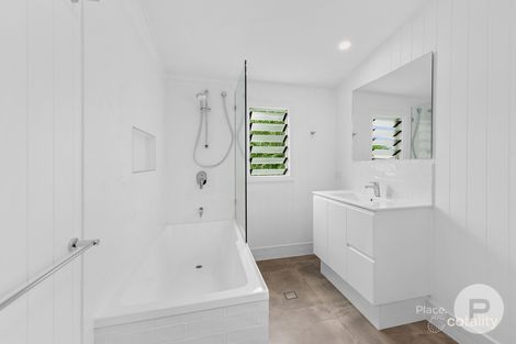 Property photo of 31 Oxford Street Hamilton QLD 4007
